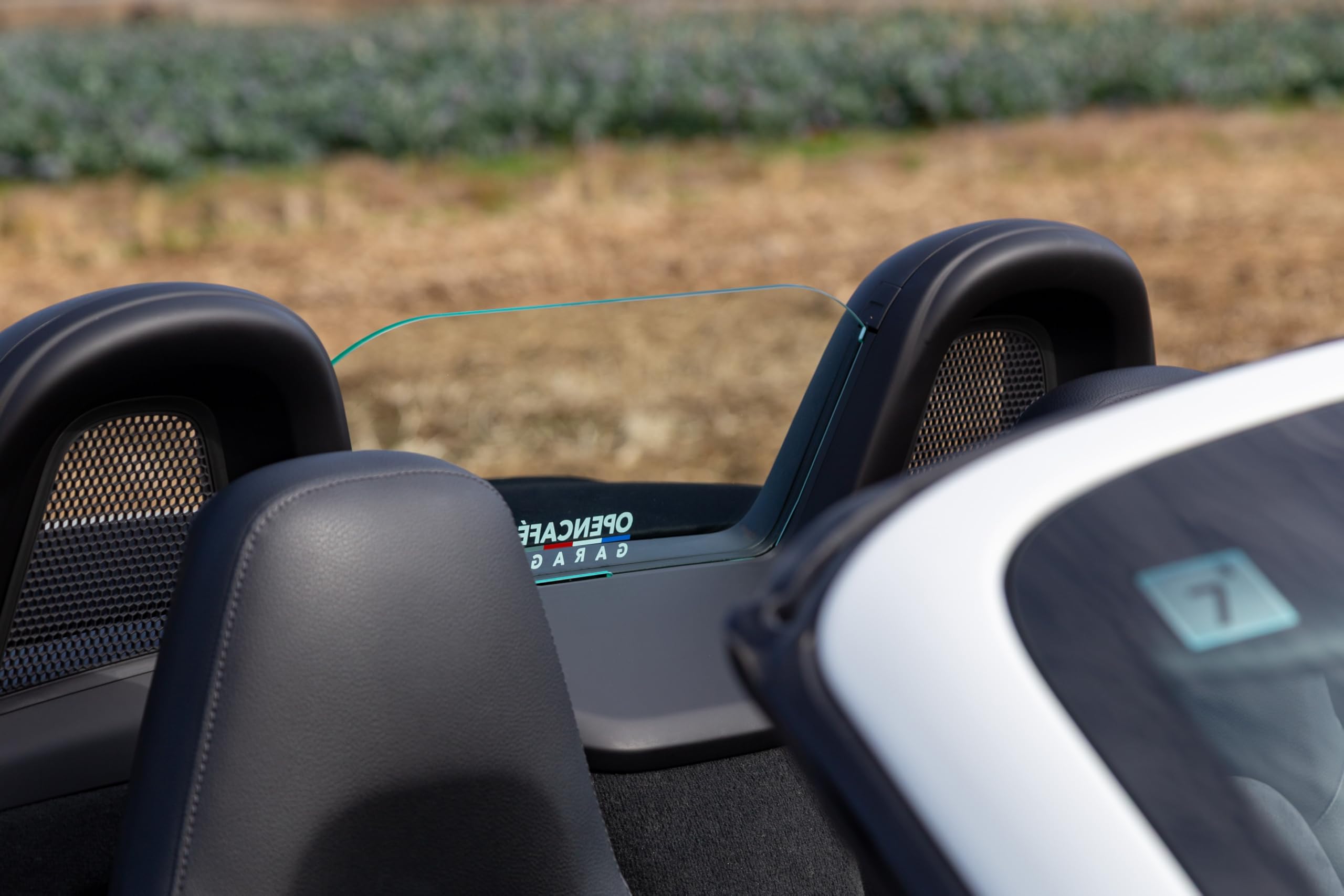 ポルシェ 718・ボクスター ノベルティ 非売品 ガレージ プレート レア ポルシェ 718 ・ ボクスター ノベルティ 非売品 ガレージ